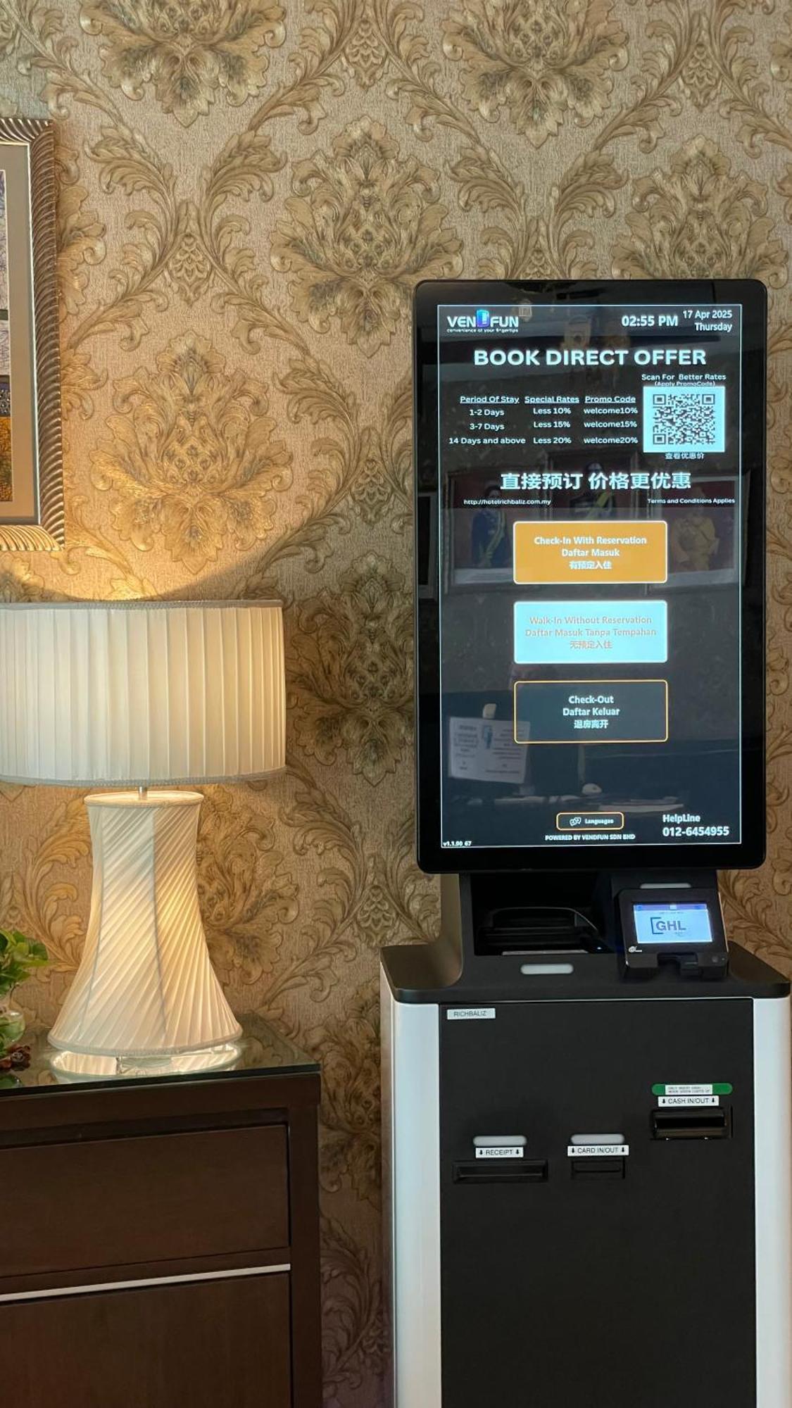 Hotel Richbaliz Selayang Batu Caves Екстер'єр фото